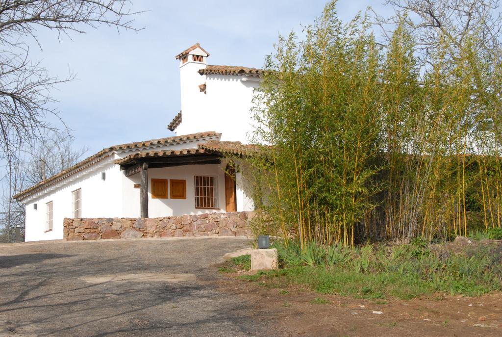 Finca Horno De Cal Aracena Exteriér fotografie